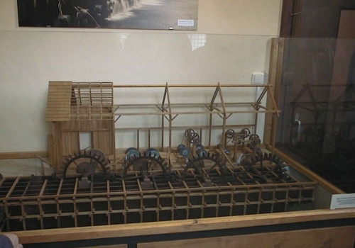 a860de0e87dfb05b7f38f03e842b2748_f183.jpg