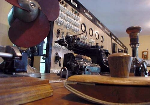 e993d750b392454c7831fd6065c30ab2_f639.jpg